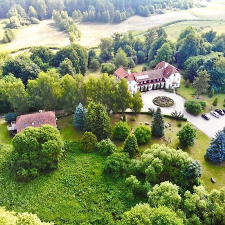 Palac Wojciechy エクステリア 写真