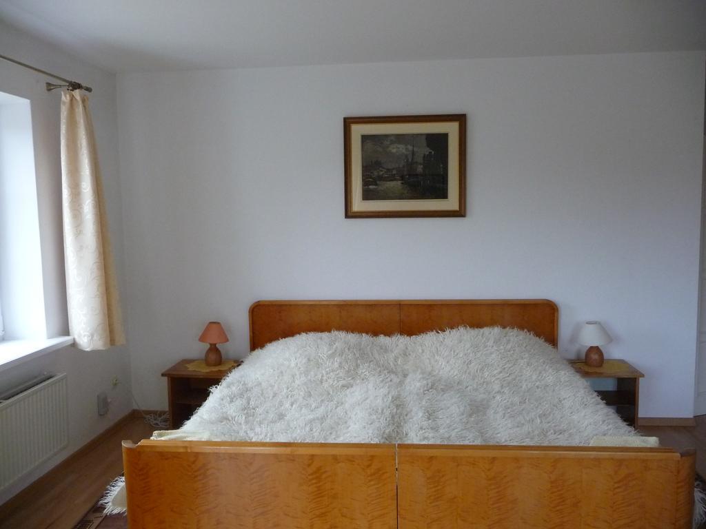 Palac Wojciechy エクステリア 写真